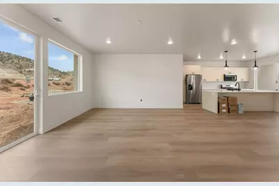 432 E Fiddlers Canyon Road #124, Cedar City, UT 84721 - Photo 9