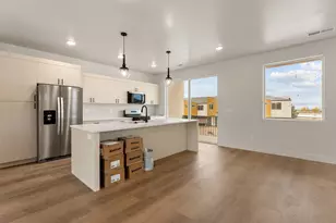 432 E Fiddlers Canyon Rd, Cedar City, UT 84721 - Photo 11