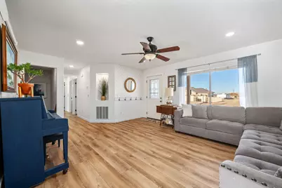 2026 Saddleback View Dr, Enoch, UT 84721 - Photo 7