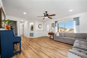 2026 Saddleback View Dr, Enoch, UT 84721 - Photo 7