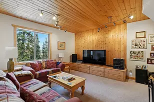 699 W Hunter Rdg Dr, Brian Head, UT 84719 - Photo 25