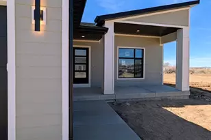 3893 N 350 W, Enoch, UT 84721 - Photo 5