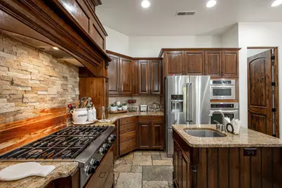 2546 E 1240 S, Saint George, UT 84790 - Photo 23