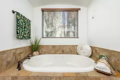 2546 E 1240 S, Saint George, UT 84790 - Photo 13