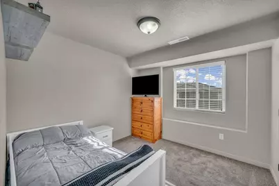 370 W Buena Vista Blvd #83, Washington, UT 84780 - Photo 9
