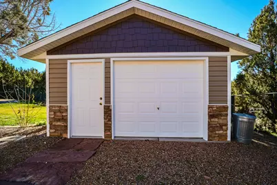 202 E Rye Dr, Central, UT 84722 - Photo 31