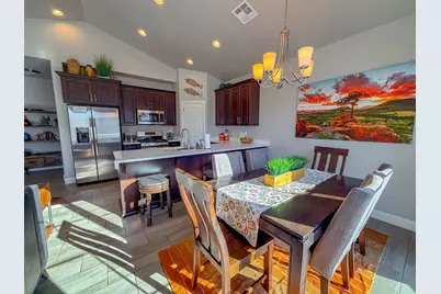 1920 E Fiesta Ln, Washington, UT 84780 - Photo 7