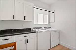 690 E Desert Cactus Dr, Washington, UT 84780 - Photo 29