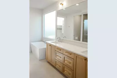 347 E Mayfield Woods Ln, Washington, UT 84780 - Photo 5