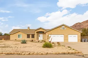 1333 E Big Pinion Ln, Apple Valley, UT 84737 - Photo 5