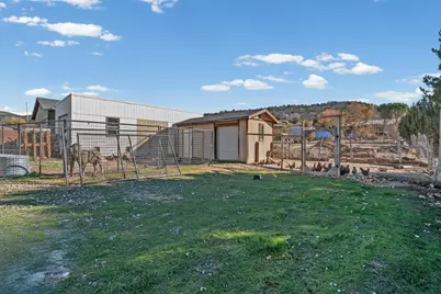 1217 W Topaz Rd, Saint George, UT 84770 - Photo 47