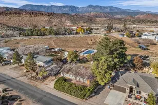 89 E Vista Ave, Leeds, UT 84746 - Photo 1