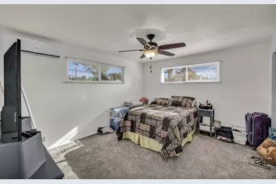 89 E Vista Ave, Leeds, UT 84746 - Photo 15