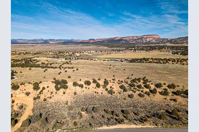 1775 E Eagle Ridge Cir, Hatch, UT 84735 - Photo 1