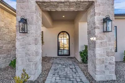 2098 S Pinto St, Washington, UT 84780 - Photo 3