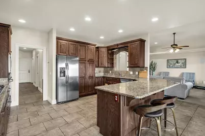 817 E Sonoran Dr, Washington, UT 84780 - Photo 7