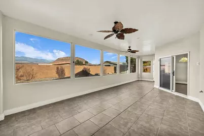 817 E Sonoran Dr, Washington, UT 84780 - Photo 23