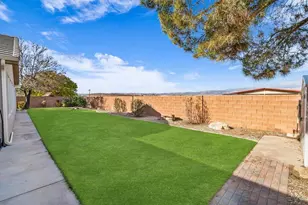 817 E Sonoran Dr, Washington, UT 84780 - Photo 27