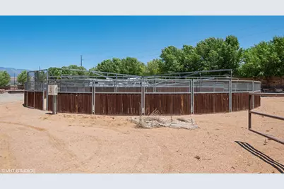 90 W Triple Crown Ln, Washington, UT 84780 - Photo 37