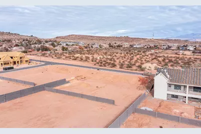 2660 E 2220 S, Saint George, UT 84790 - Photo 7
