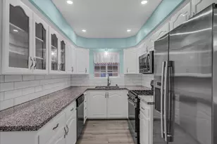 180 N 1100 E, Washington, UT 84780 - Photo 5