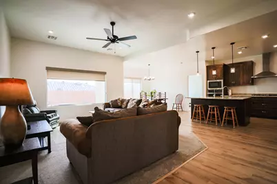 2767 W Vico Way, Saint George, UT 84770 - Photo 9