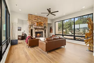 907 W Pinion Hills Dr, Dammeron Valley, UT 84783 - Photo 13