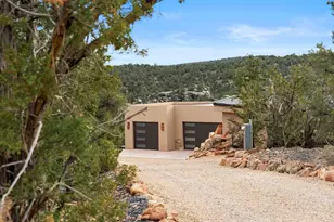 907 W Pinion Hls Dr, Dammeron Valley, UT 84783 - Photo 59