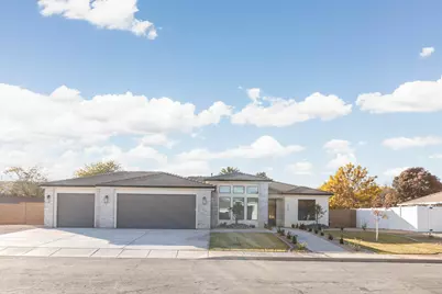 1957 Chalet Cir, Santa Clara, UT 84765 - Photo 1