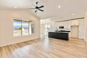 3675 N Columbine Way, Eagle Mountain, UT 84005 - Photo 5