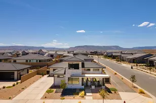 755 W Juniper Hill Dr, Saint George, UT 84790 - Photo 1