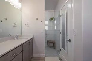 1019 W Jonathon Dr, Washington, UT 84780 - Photo 17