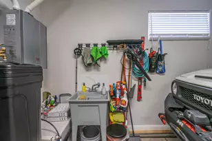 1019 W Jonathon Dr, Washington, UT 84780 - Photo 51