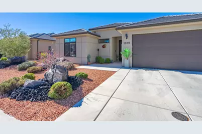 1019 W Jonathon Dr, Washington, UT 84780 - Photo 45