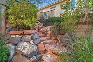 1025 N Ruby Pl, Washington, UT 84780 - Photo 23