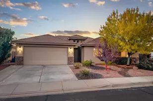 1025 N Ruby Pl, Washington, UT 84780 - Photo 3