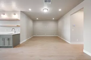 716 W Coastline Pl, Saint George, UT 84790 - Photo 15