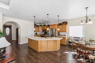 201 W Lake Ln, Toquerville, UT 84774 - Photo 9