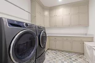 3384 E Seegmiller Dr, Saint George, UT 84790 - Photo 65