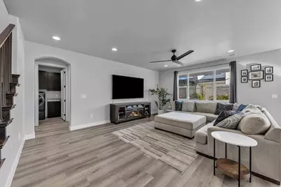 1877 S Heritage Fields Dr, Washington, UT 84780 - Photo 7