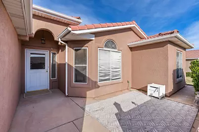 555 E Majestic Dr, Ivins, UT 84738 - Photo 3