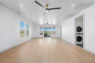 3578 E Amenecer Ln, Washington, UT 84780 - Photo 21