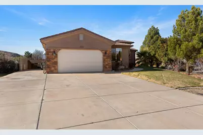 2274 S Mountain View Cir, Saint George, UT 84790 - Photo 3