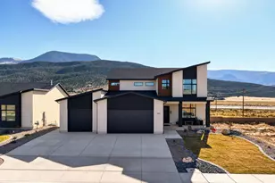 2549 W Black Sage Dr, Cedar City, UT 84720 - Photo 1