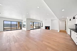 218 E Colima Rd, Washington, UT 84780 - Photo 3