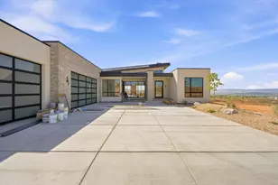 218 E Colima Rd, Washington, UT 84780 - Photo 47