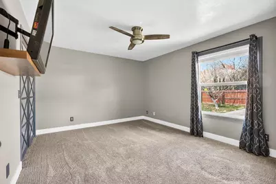 780 N Hildale St, Hildale, UT 84784 - Photo 17