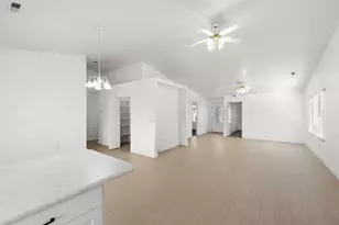 250 E 970 N, Hurricane, UT 84737 - Photo 9