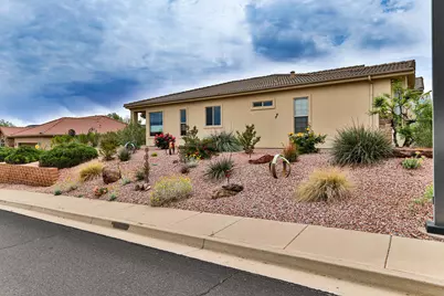 2614 W Laquinta Dr, Saint George, UT 84770 - Photo 37
