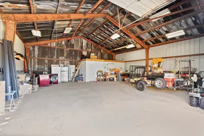 200 N Ethan Allen, Big Water, UT 84741 - Photo 33